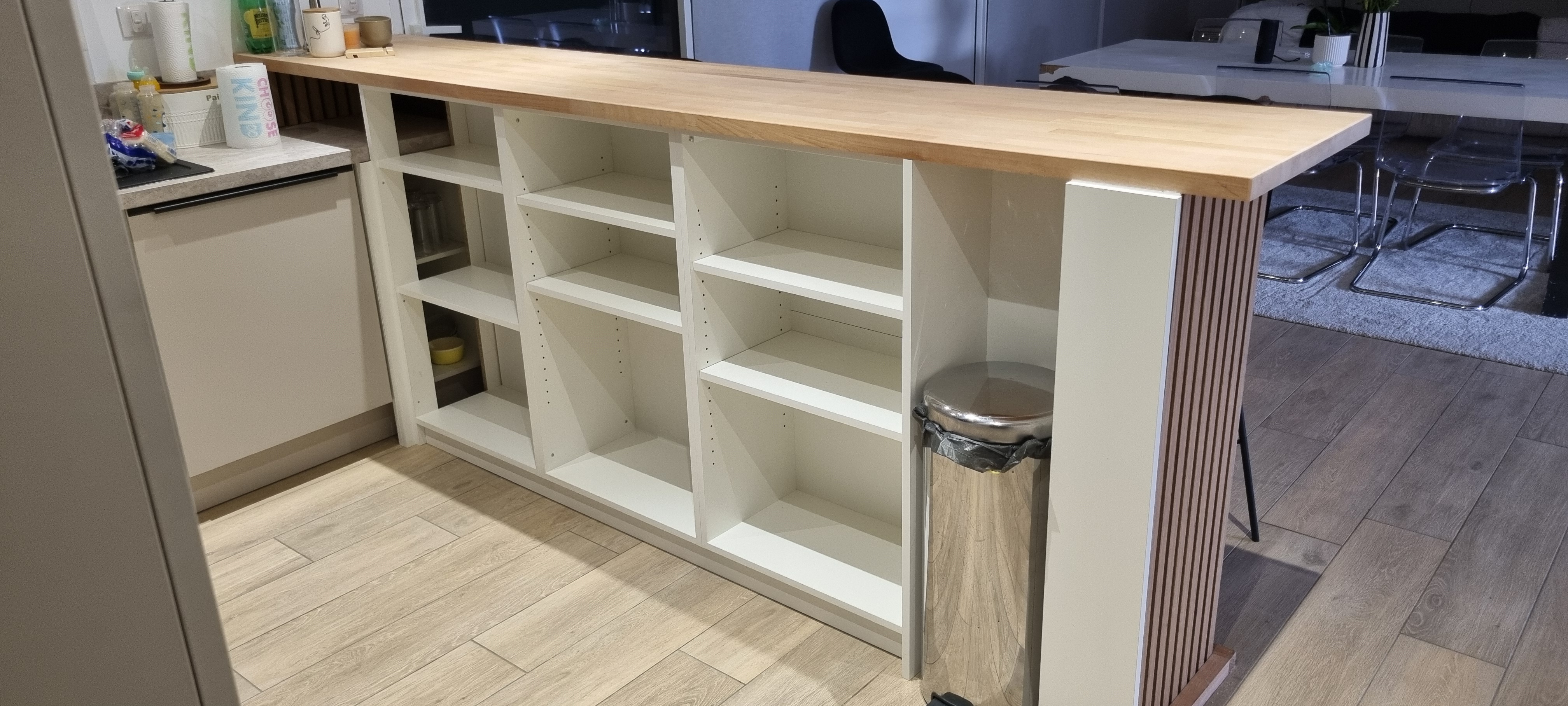 Aménagement sous bar